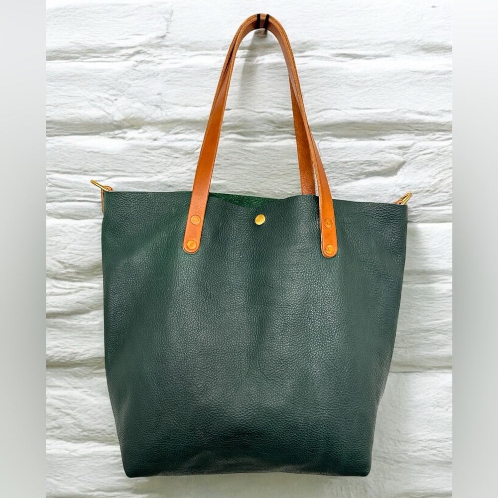 **SOLD—KMM & Co. Green Kodiak Leather Tote & Crossbody Bag